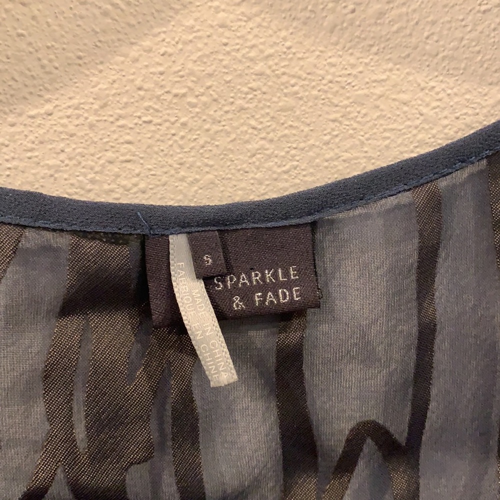 Sparkle & Fade - Picture 3 of 4